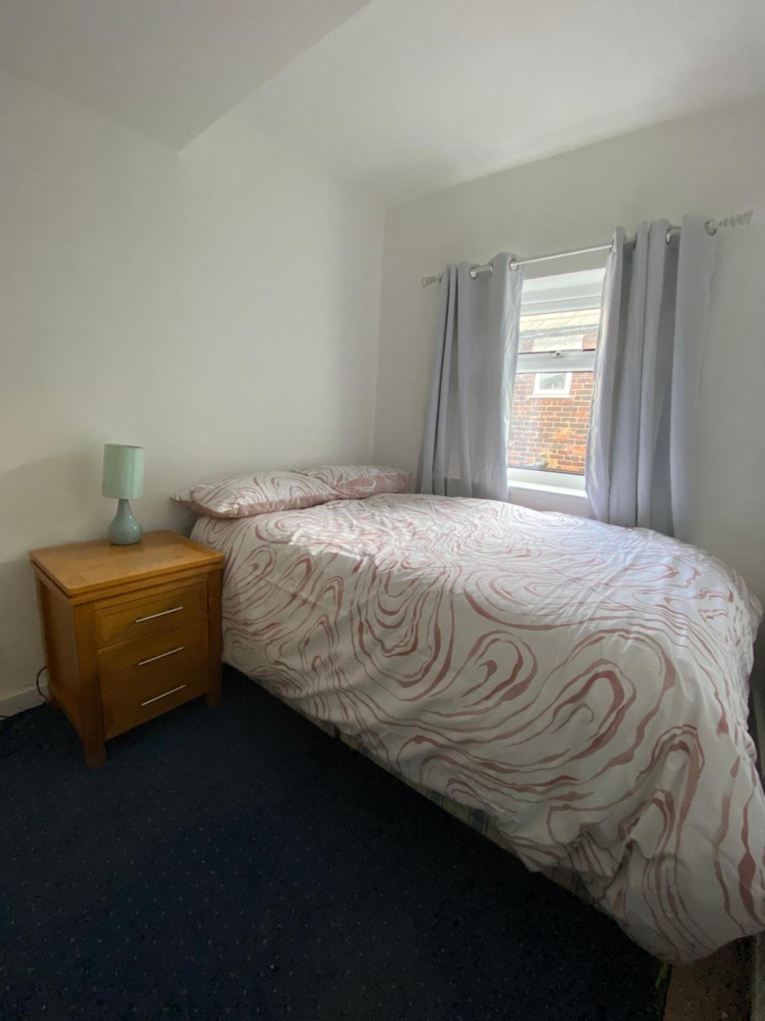 Freedom Hostel Radcliffe Εξωτερικό φωτογραφία
